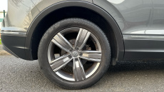 Volkswagen Tiguan 2.0 TDi 150 SEL 5dr DSG Diesel Estate